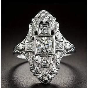 Elegant Vintage Art Deco Ring - Intricate Filigree Design. Sz 7